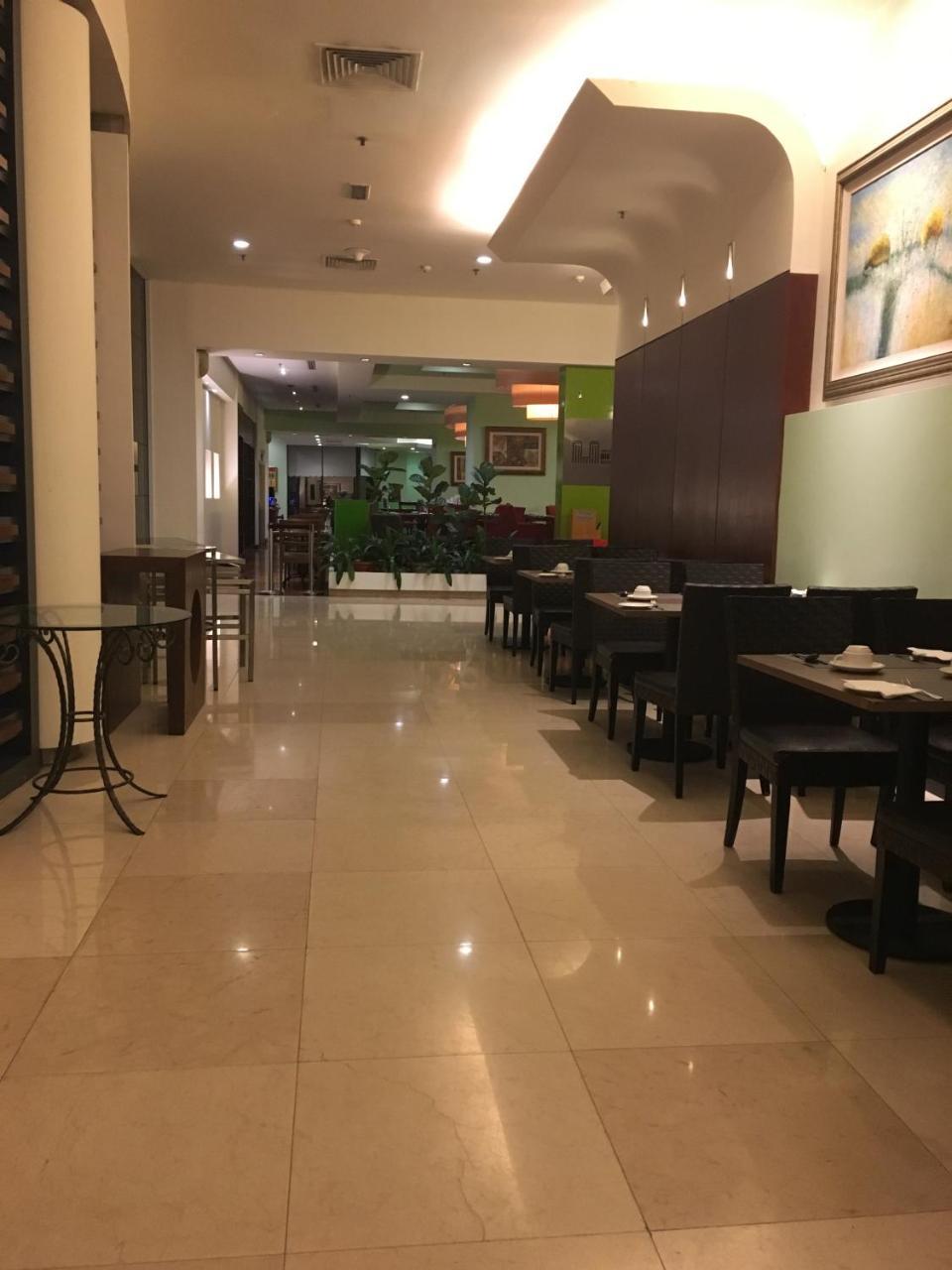 Times Square Residences Куала Лумпур Екстериор снимка